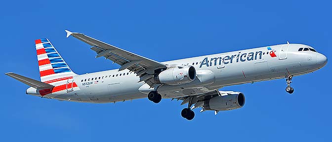 American Airbus A321-231 N542UW, Phoenix Sky Harbor, November 7, 2016